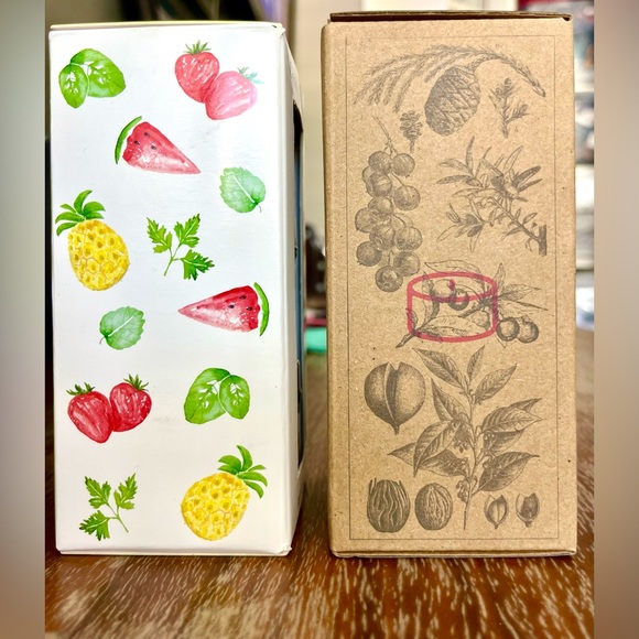 NIB Trader Joe’s Trio Candle Sets (2 different sets) in tins - Picture 5 of 8